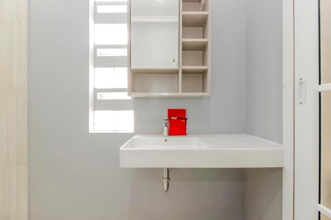 Reddoorz Plus @ Kwitang 2 Jakarta Exteriér fotografie